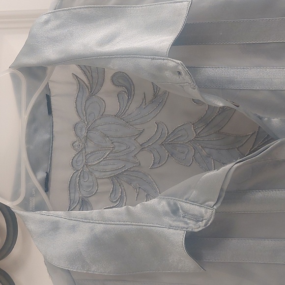 Designer top - Picture 2 of 5